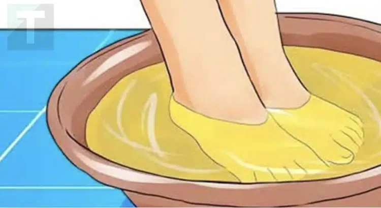 Βουτήξτε τα πόδια σας σε ξίδι μία φορά την εβδομάδα και πείτε αντίο σε αυτά τα 9 προβλήματα