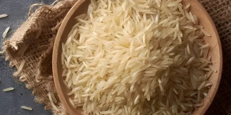 Προσοχή: Σε ελληνικά ράφια μολυσμένο ρύζι με καρκινογόνα μηχανέλαια