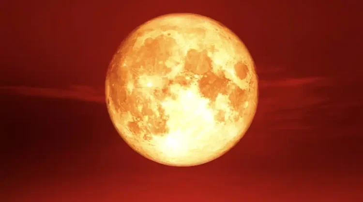 «Ματωμένο Φεγγάρι»: Τα 4 ζώδια που επηρεάζονται περισσότερο από την Έκλειψη Σελήνης στις 7 Σεπτεμβρίου