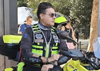 Καλλιθέα: Μάχη για τη ζωή του δίνει ο διασώστης του ΕΚΑΒ – Έκκληση για αίμα