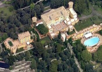 Η μυθική έπαυλη Ελληνίδας στην Κυανή Ακτή, το τρίτο μεγαλύτερο σπίτι στον κόσμο