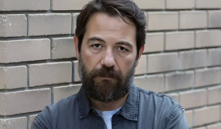 Αλέξανδρος Λογοθέτης: «Δεν είναι αντίσταση να κλαίμε για τα Τέμπη, αντίσταση είναι αυτό που έκαναν στο Νεπάλ»