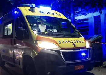 Πατέρας παρέσυρε με το αυτοκίνητο το 3 ετών αγοράκι του – Στη ΜΕΘ το παιδί