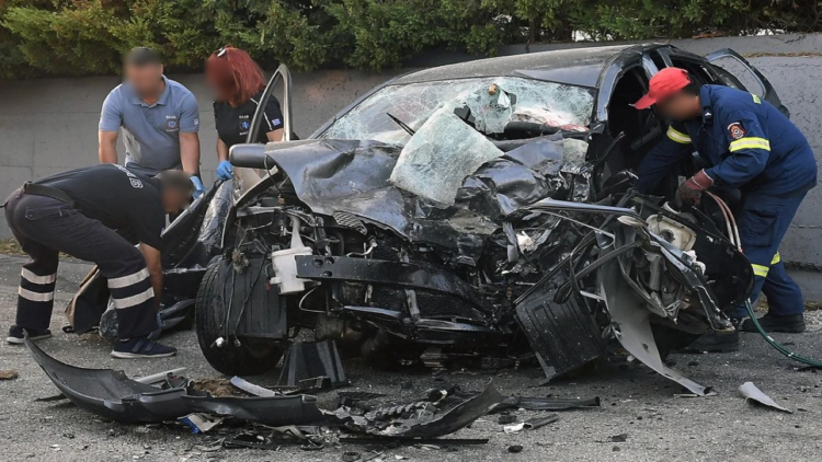 Κιάτο: Σοκάρουν οι εικόνες από το θανατηφόρο τροχαίο με τη νεκρή 25χρονη – Τραυματισμένο το ηλικιωμένο ζευγάρι