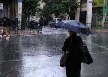 Καιρός: «Κατεβάστε τα χειμωνιάτικα» – Που θα πέσουν τα πρώτα χιόνια