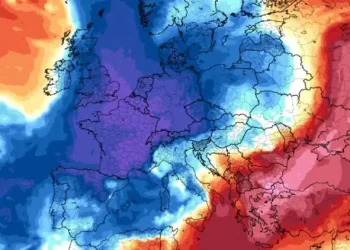 Καιρός: Και όμως έρχεται θερμή εισβολή – Πότε θα «χτυπήσει»