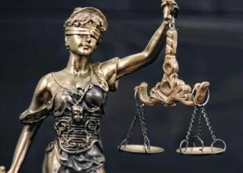 Νέο Κληρονομικό Δίκαιο: Τέλος τα χρέη για τους κληρονόμους – Tι αλλάζει