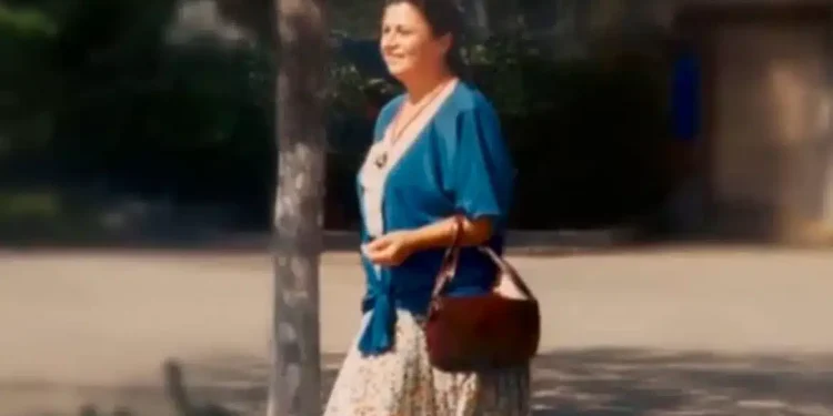 Θρίλερ με τον θάνατο χήρας υπουργού στο Κολωνάκι – Τα κοσμήματα και τα τσιγάρα – Η στιγμή που τη βρήκε ο γιος της