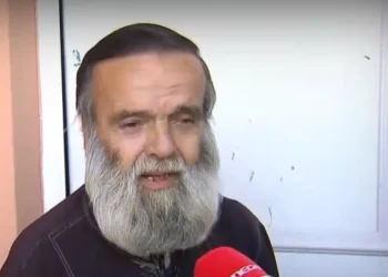 Ο θάνατος, η τραγωδία και το διπλό προσωπικό δράμα ενός ιερέα: Έχασε τις 2 κόρες του και είδε στη φυλακή ως δολοφόνο τον εγγονό του