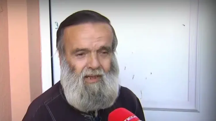 Ο θάνατος, η τραγωδία και το διπλό προσωπικό δράμα ενός ιερέα: Έχασε τις 2 κόρες του και είδε στη φυλακή ως δολοφόνο τον εγγονό του