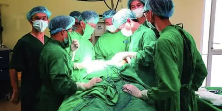 Άνδρας δεν έπινε αλκοόλ αλλά πέθανε από ηπατική ανεπάρκεια, αναστέναξε ο γιατρός: Η υπερβολική κατανάλωση αυτών των 4 φαγητών καθημερινά θα καταστρέψει ακόμη και ένα «σιδερένιο συκώτι»