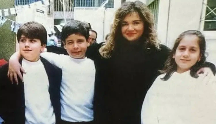 Πασίγνωστη Ελληνίδα ηθοποιός την εποχή που ήταν δασκάλα σε δημοτικό σχολείο