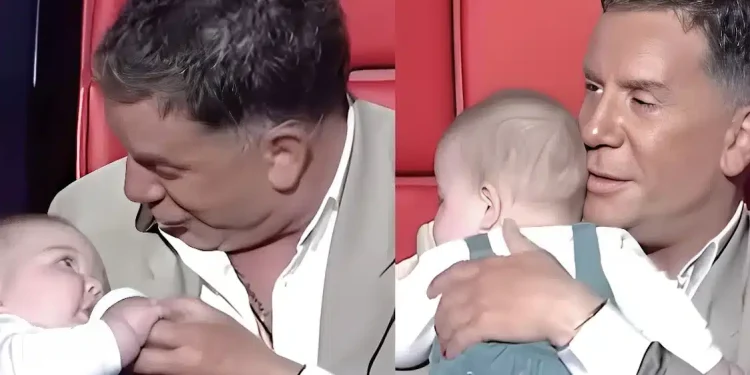 The Voice: Ο Μαζωνάκης πήρε στην αγκαλιά του μωρό και το τάισε – Πως αντέδρασαν όλοι στο πλατό