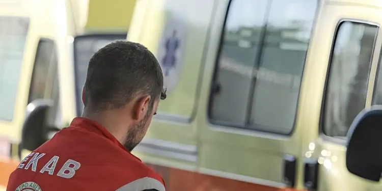 Άνδρας πνίγηκε ενώ έτρωγε, υπέστη ανακοπή και κατέληξε