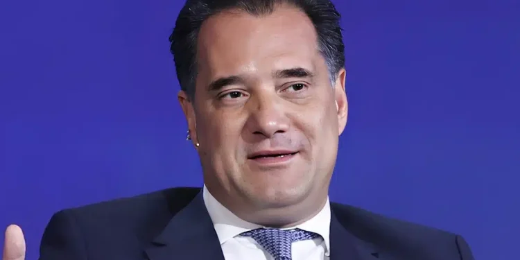 Άδωνις Γεωργιάδης: «5,5 ώρες δεν είναι πολύ να περιμένεις στα επείγοντα»