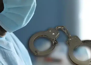 Βόμβα: Στο αυτόφωρο πασίγνωστος Έλληνας πλαστικός χειρούργος! Έσπασε στο ξύλο γυναίκα – οδηγό