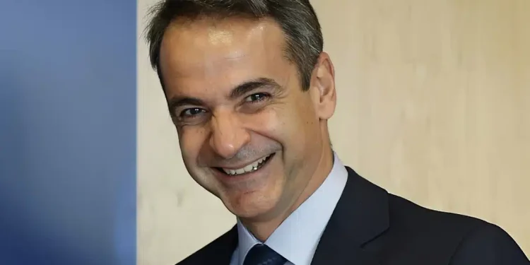 «Τρελάθηκε» ο Μητσοτάκης – Μοιράζει 800.000.000 ευρώ στους Έλληνες