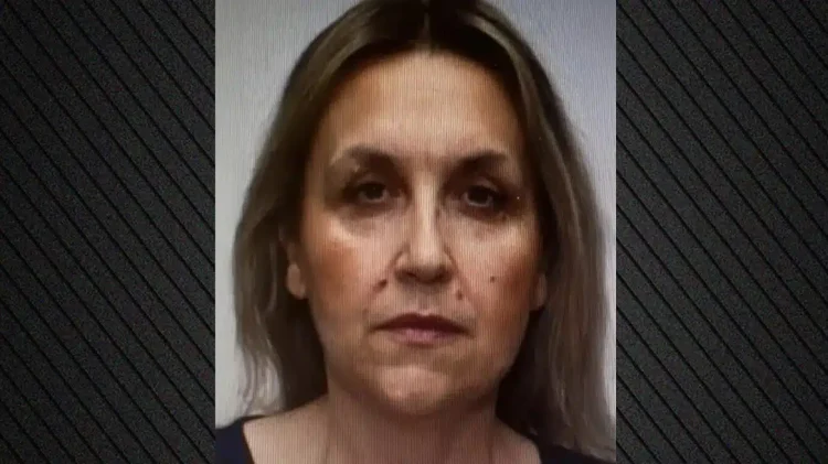 Μαρτυρικός ο θάνατος της 54χρονης στα Τρίκαλα – Έτσι ακριβώς την σκότωσε ο 18χρονος γιος της