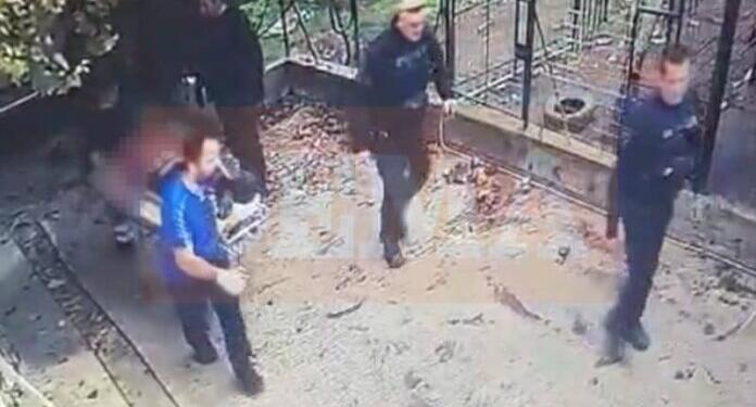 Νέο βίντεο λίγο μετά την άγρια επίθεση του ροτβάιλερ στην Καλαμάτα – Έχω σοκαριστεί, είχαμε το σκυλί 10 χρόνια, λέει ο γιος του τραυματία