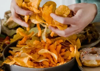 Περιορίστε αυτές τις τροφές για να μειώσετε τον κίνδυνο καρκίνου