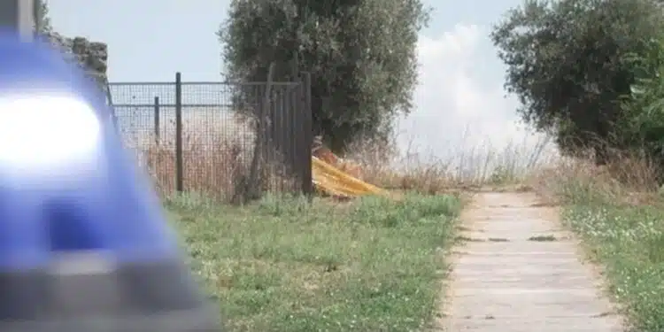 Φρίκη: Ομάδα ανδρών από την Αφρική, περικύκλωσε αμάξι ζευγαριού και βiασαν την κοπέλα μπροστά στον σύντροφό της – Τον ανάγκασαν να βλέπει