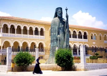 Νέο επίδομα για βάφτιση: Πώς να κάνεις αίτηση – Πότε μπαίνει στους λογαριασμούς