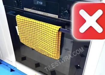 Γιατί δεν πρέπει να κρεμάτε ποτέ μια πετσέτα στον φούρνο