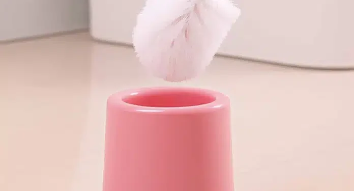 To υγρό που εάν βάλεις μέσα στο πιγκάλ της τουαλέτας θα μοσχοβολάει καθαριότητα