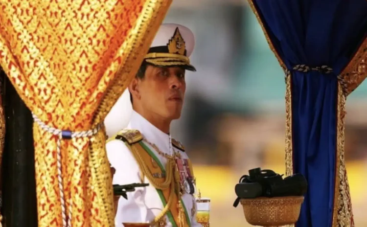 Ο πλουσιότερος βασιλιάς του κόσμου: 17.000 σπίτια, 38 ιδιωτικά τζετ και 52 χρυσά σκάφη