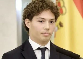 Ουγγαρία: Με το «Χρυσό Μετάλλιο Τιμής» βραβεύτηκε ο 21χρονος Αναστάσιος Γκαρίπης – Είχε σώσει πατέρα και κόρη από πνιγμό