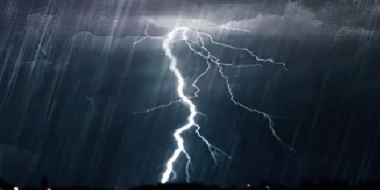 Έρχεται καταιγίδα 48 ωρών – Οι 10 περιοχές που είναι στο «κόκκινο»