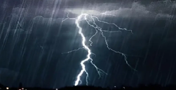 Έρχεται καταιγίδα 48 ωρών – Οι 10 περιοχές που είναι στο «κόκκινο»