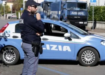 55χρονη σκότωσε τον 9χρονο γιο της – του έκοψε τον λαιμό με κουζινομάχαιρο