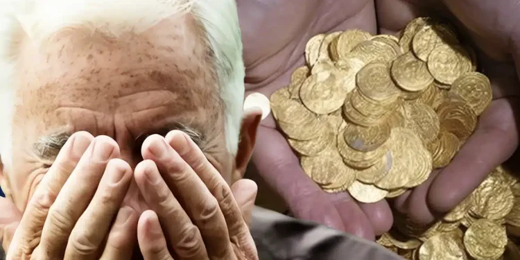 «Ανοίξτε, είμαστε από τη ΔΕΗ» – Σοκ για ηλικιωμένο, του έκλεψαν 663 χρυσές λίρες και πάνω από 20.000 ευρώ σε μετρητά