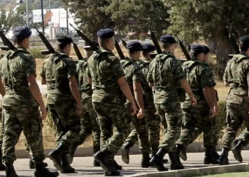 Έπεσε κεραυνός σε στρατόπεδο – Στο νοσοκομείο 4 φαντάροι με ηλεκτροπληξία