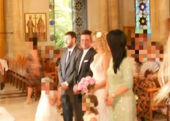 ΟΠΕΚΕΠΕ: Το ΠΑΣΟΚ αναστέλλει την κομματική ιδιότητα του κουμπάρου Ανδρουλάκη, που συνελήφθη για παράνομες επιδοτήσεις