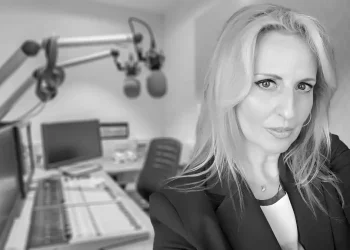 Έφυγε από τη ζωή η δημοσιογράφος Μαίρη Νταλαμάγκα