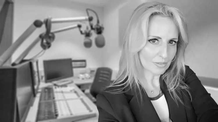 Έφυγε από τη ζωή η δημοσιογράφος Μαίρη Νταλαμάγκα