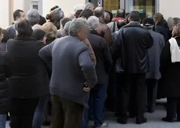 Ο κακός χαμός με τις συντάξεις – Τρέχουν όλοι οι Έλληνες