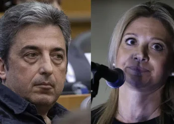 Παύλος Ασλανίδης: «Αν η Καρυστιανού θέλει να κάνει κόμμα, να παραιτηθεί από πρόεδρος του Συλλόγου Τεμπών»