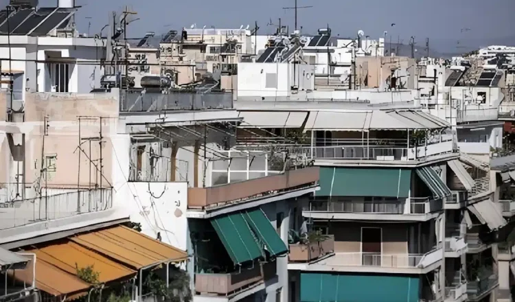 Νέο πρόγραμμα ανακαίνισης που καλύπτει πλακάκια, τέντες, κουφώματα και κουζίνες και αφορά μόνο παλιές κατοικίες – Πότε ξεκινούν οι αιτήσεις