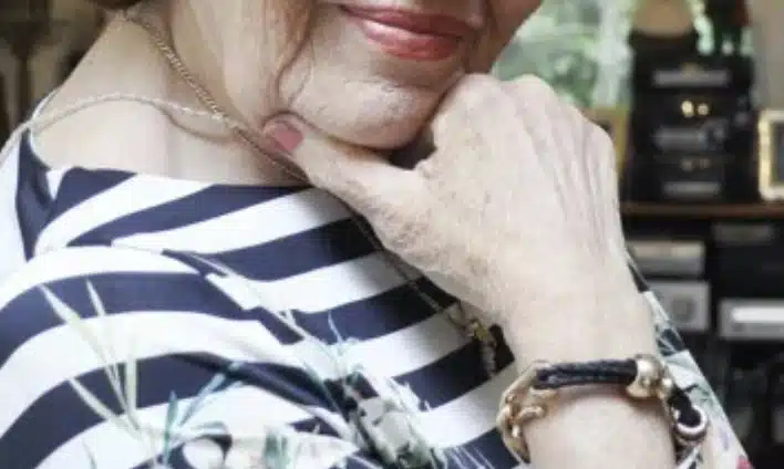 ΘΡΗΝΟΣ ΤΩΡΑ – ΠΕΘΑΝΕ Η ΚΙΚΗ