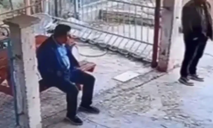 Αδιανόητο: 12χρονος μαθητής πυρoβόλησε εν ψυχρώ τον διευθυντή του σχολείου του