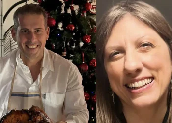 Ο Διαμαντής Καραναστάσης μαγείρεψε στην Ζωή Κωνσταντοπούλου για τα Χριστούγεννα και αυτή απόλαυσε εάν ποτήρι κρασί