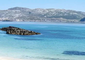 Μισθός 30.000 ευρώ για 6 μήνες – Ζητούνται άτομα για εργασία σε έρημο νησί