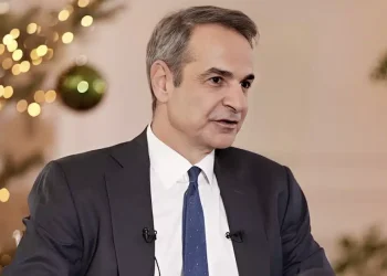 Μητσοτάκης: «Για να μπει κάποιος στην πολιτική πρέπει να έχει ένσημα, πρέπει να είχε αφεντικό, να είχε χτυπήσει κάρτα»