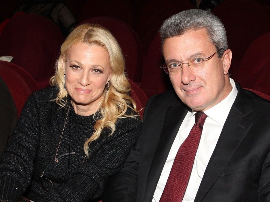 Δεν το γνώριζε κανείς: Το πραγματικό επάγγελμα της συζύγου του Νίκου Χατζηνικολάου, Κρίστυς Τσολακάκη και η καταγωγή της για την οποία είναι περήφανη 2 952