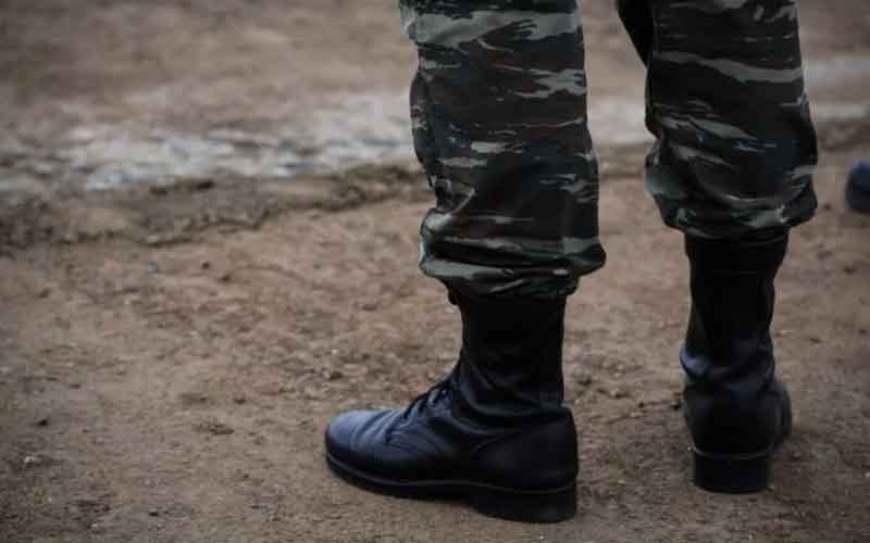 Πέθανε Ανθυπασπιστής του Πυροβολικού σε ηλικία 47 ετών 2 091021 stratiwths