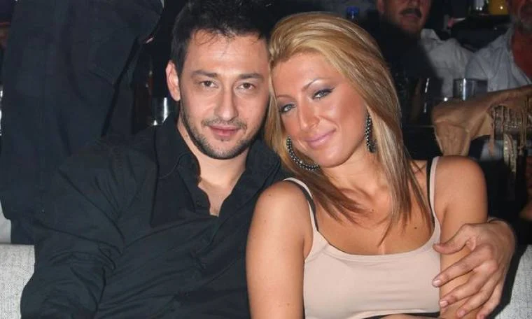 8 διάσημοι Έλληνες που ερωτεύτnκαν θαυμαστές τους και κατέληξαν στα σκαλιά της εκκλησίας 3 514354a4 b94a 424e 9f4c a30a96e9d417 760x456 1