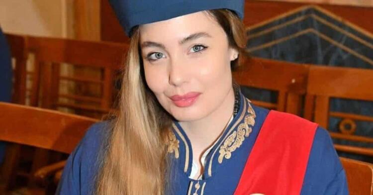 Πήρε το πτυχίο της – «Ευχαριστώ την Παναγιά μου που με αξίωσε να μπορώ να σπουδάσω»
